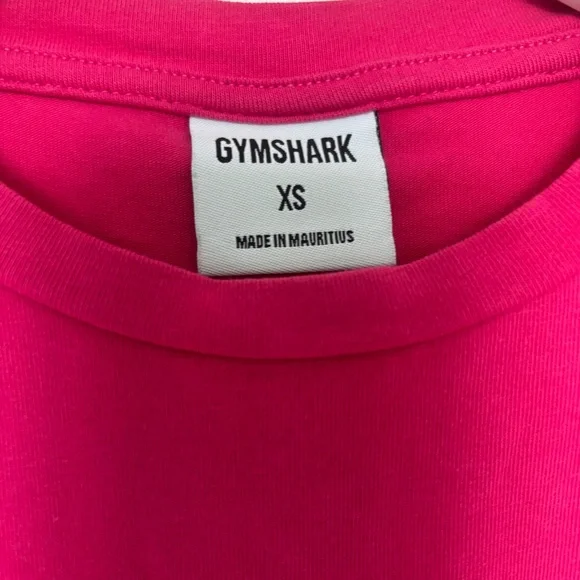 Gymshark women’s crop top - Picture 3 of 7